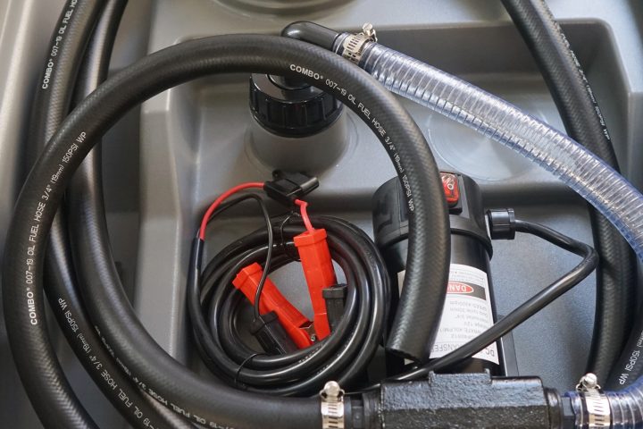 Portable transfer tank manufacturing and component detail