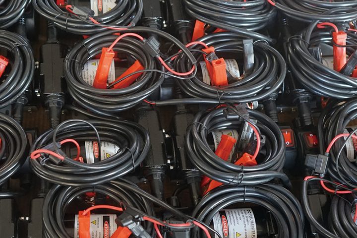 Portable transfer tank manufacturing and component detail